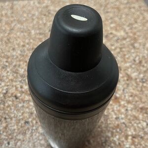 OXO Steel Cocktail Shaker – Stainless Steel with Black Top